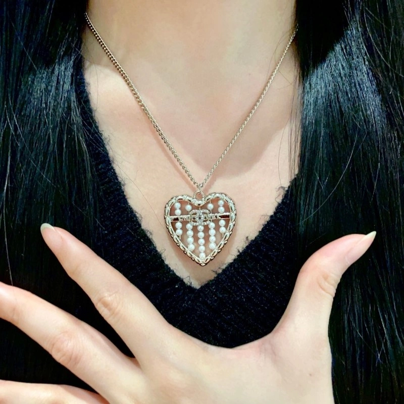 Lightweight Chanel Necklaces 218846