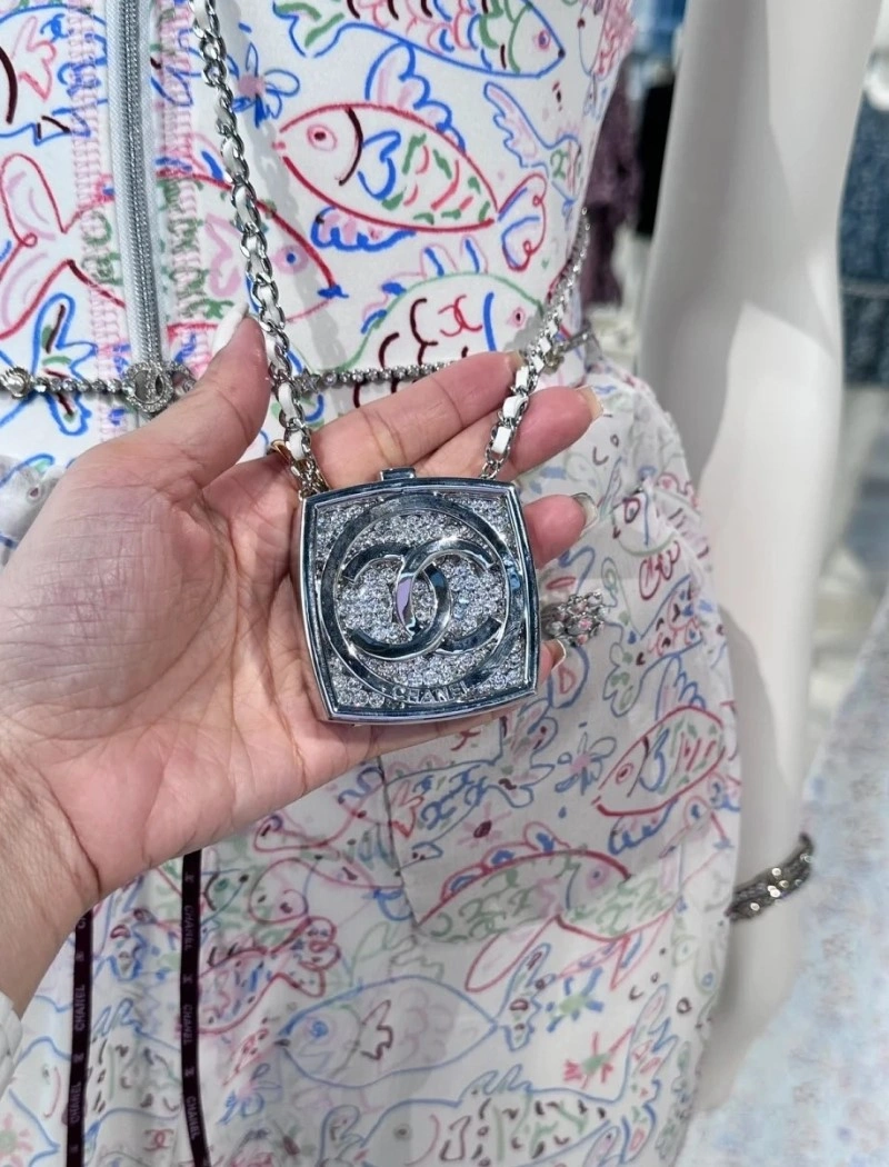 Chanel Necklaces FashionForward 218843