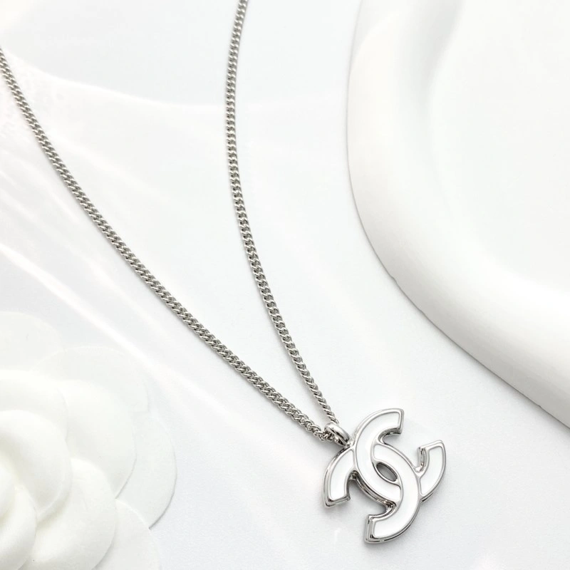 Contemporary Chanel Necklaces 218832