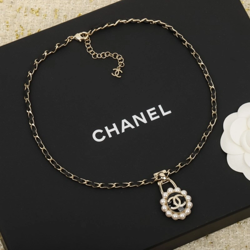 Neat Chanel Necklaces 218829