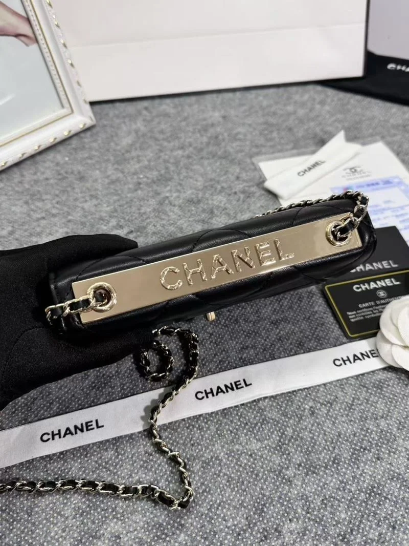 Vibrant Chanel Other Stachel Bags 52880