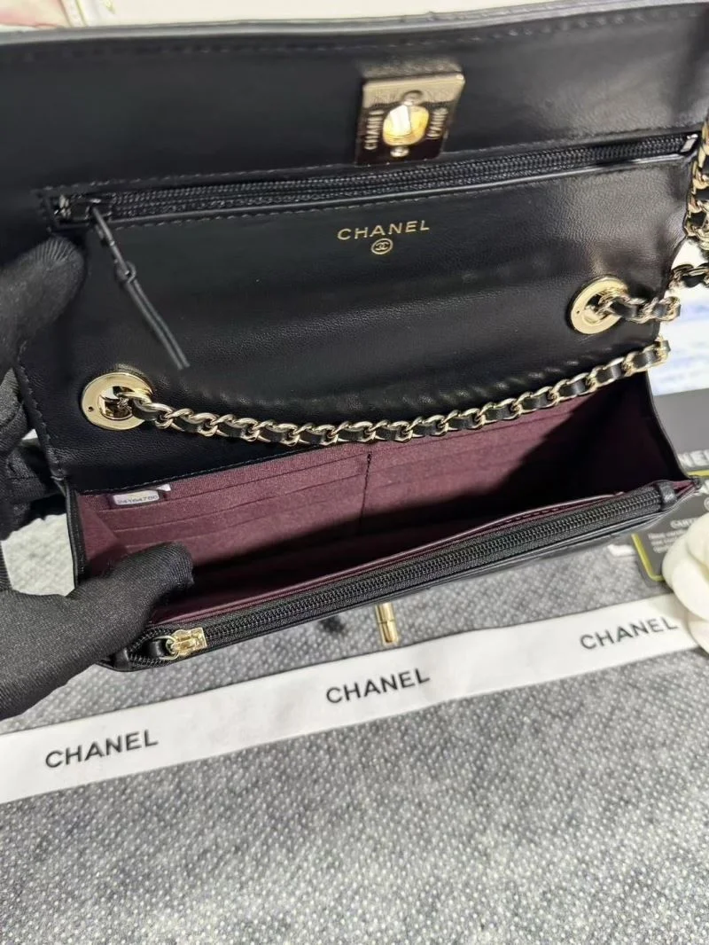 Vibrant Chanel Other Stachel Bags 52880