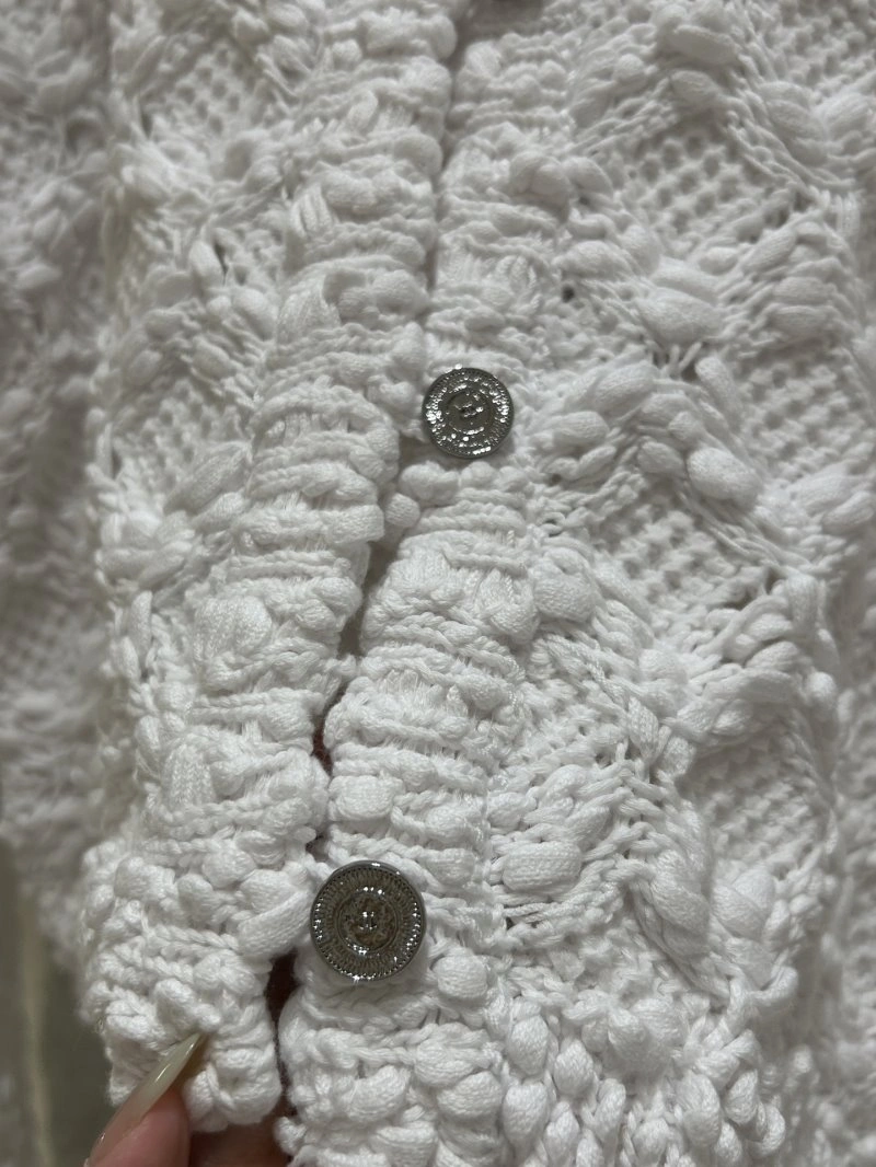 Unisex Chanel Outwear 108840
