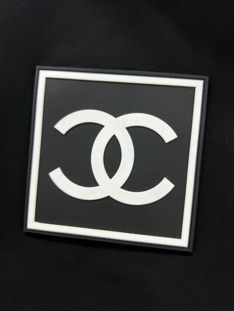 Chanel Outwear Bold 108833