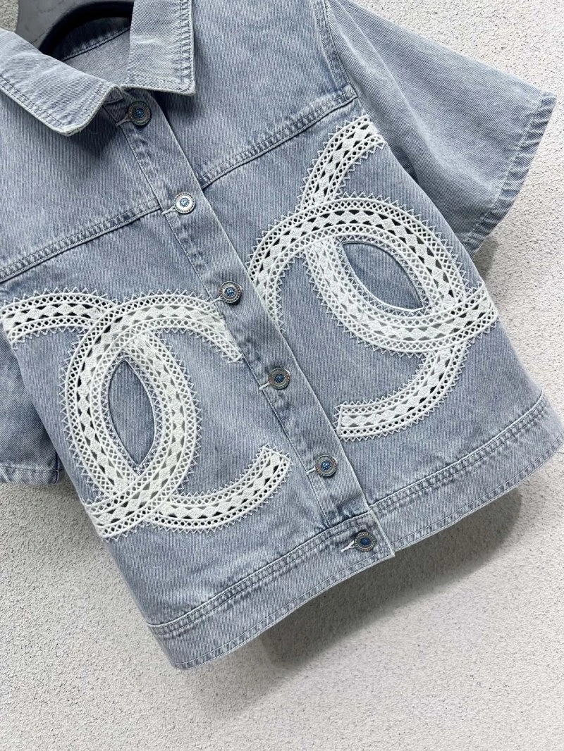 Chanel Outwear FreshLook 108829
