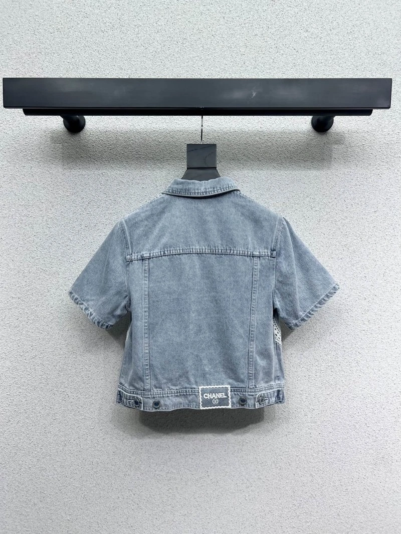 Chanel Outwear FreshLook 108829