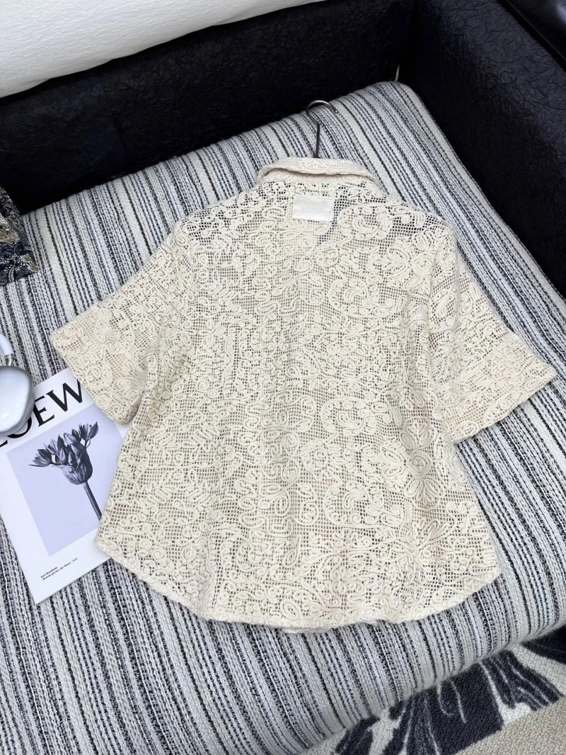 Snug Chanel Outwear 108830