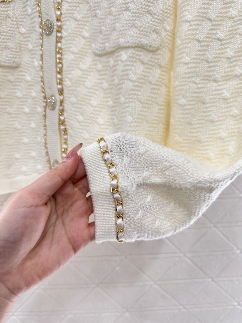 Chanel Outwear Durable 108822