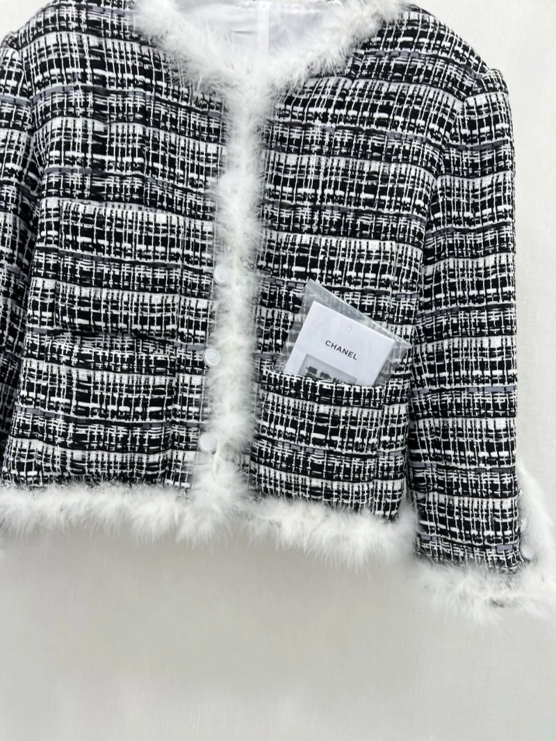 Chanel Outwear DailyWear 108817