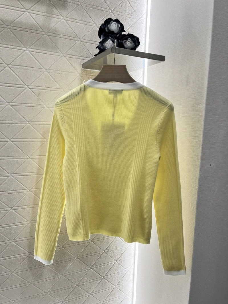 ComfortFit Chanel Outwear 108809