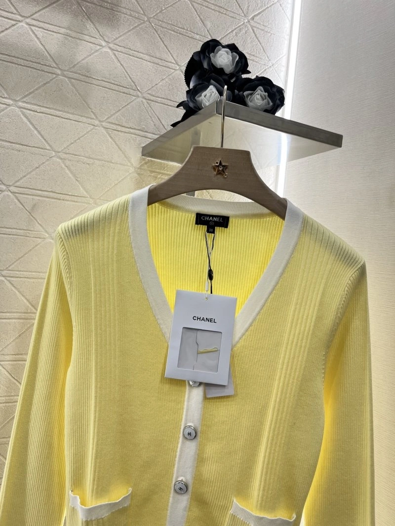 ComfortFit Chanel Outwear 108809