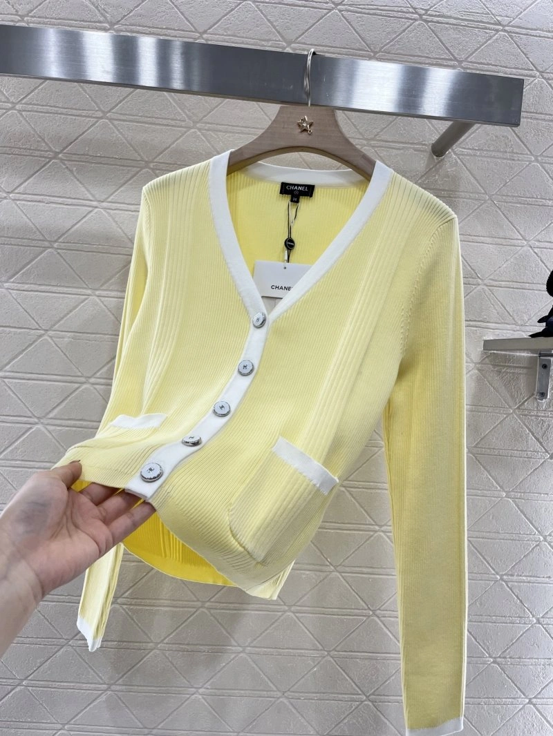 ComfortFit Chanel Outwear 108809