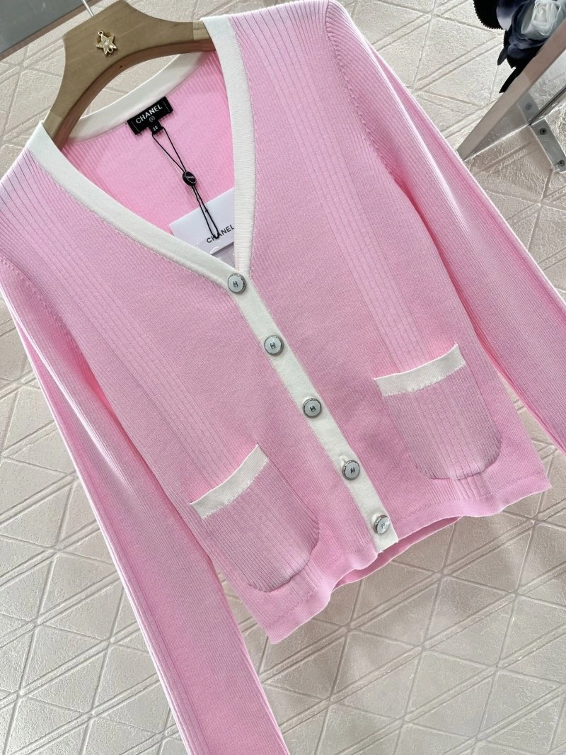 TechFriendly Chanel Outwear 108804