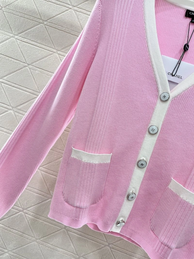 TechFriendly Chanel Outwear 108804