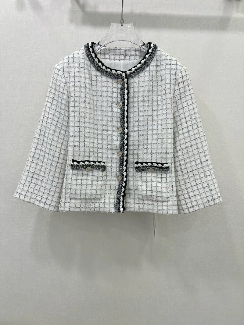 Bright Chanel Outwear 108806