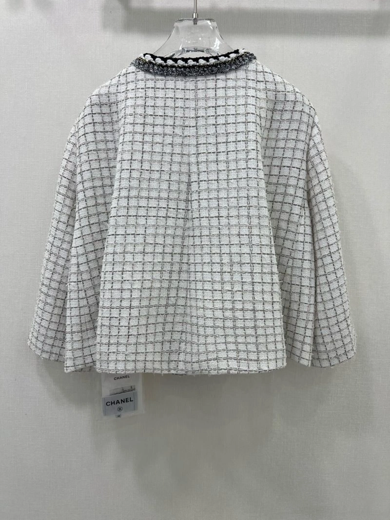 Bright Chanel Outwear 108806