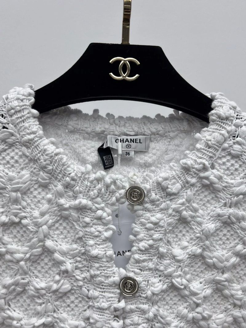 EasyMatch Chanel Outwear 108811