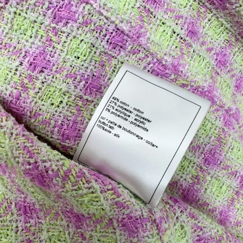 Chanel Outwear Unique 108803