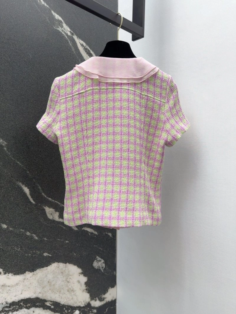 Chanel Outwear Unique 108803