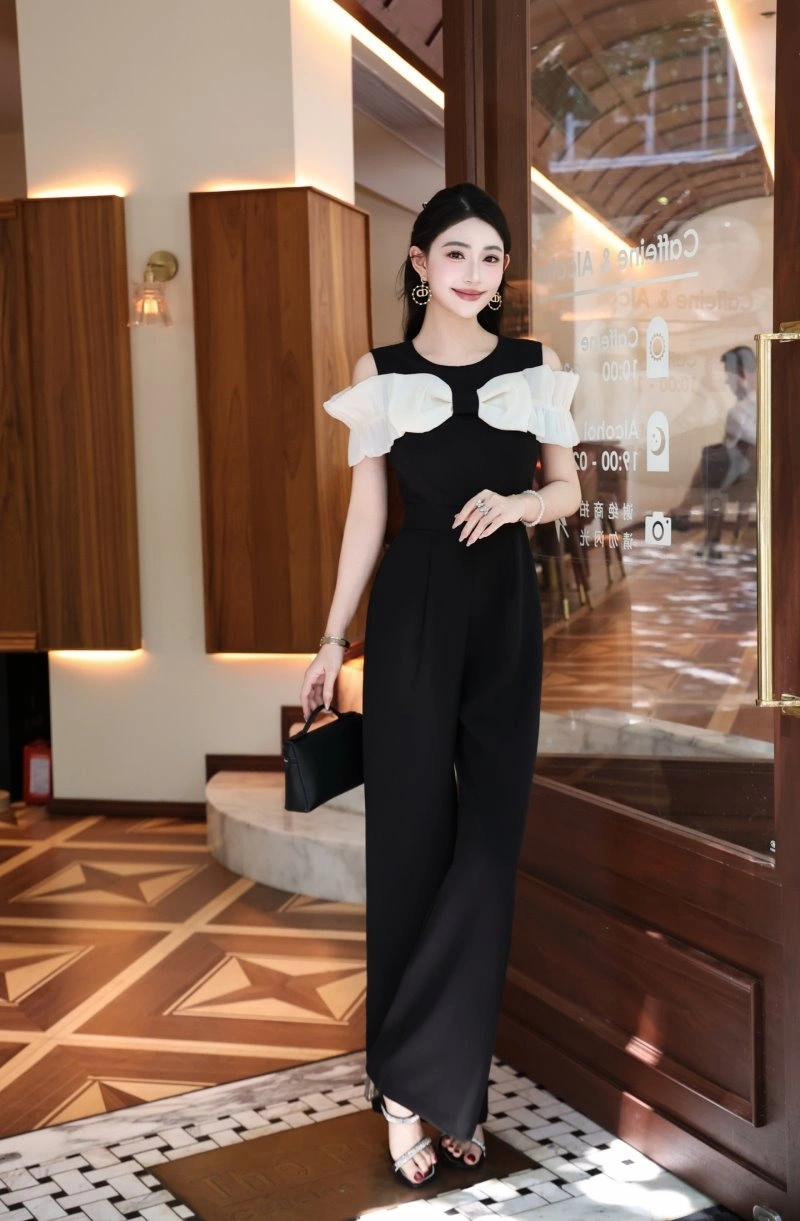 Attractive Chanel Outwear 110496