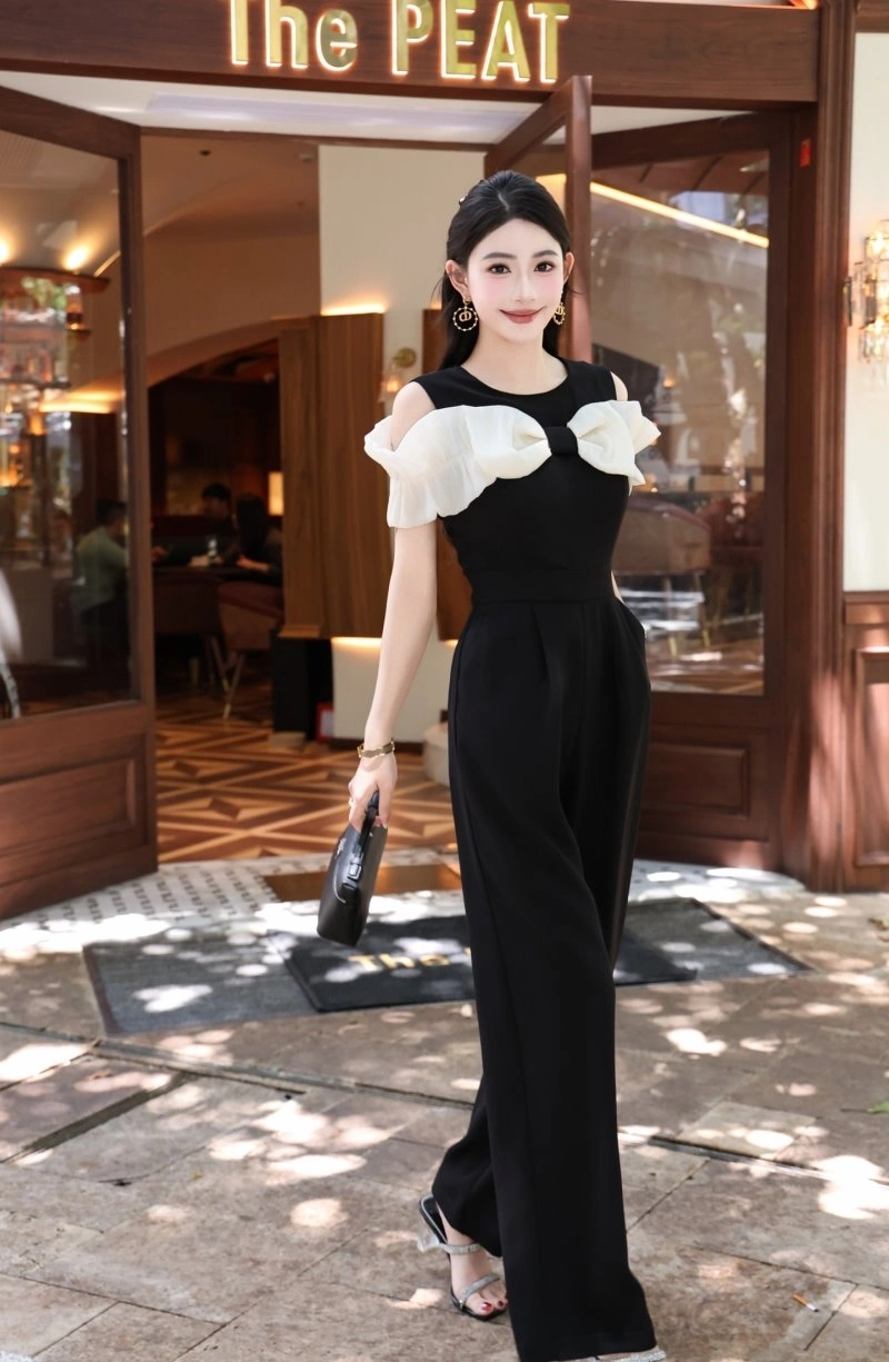 Attractive Chanel Outwear 110496