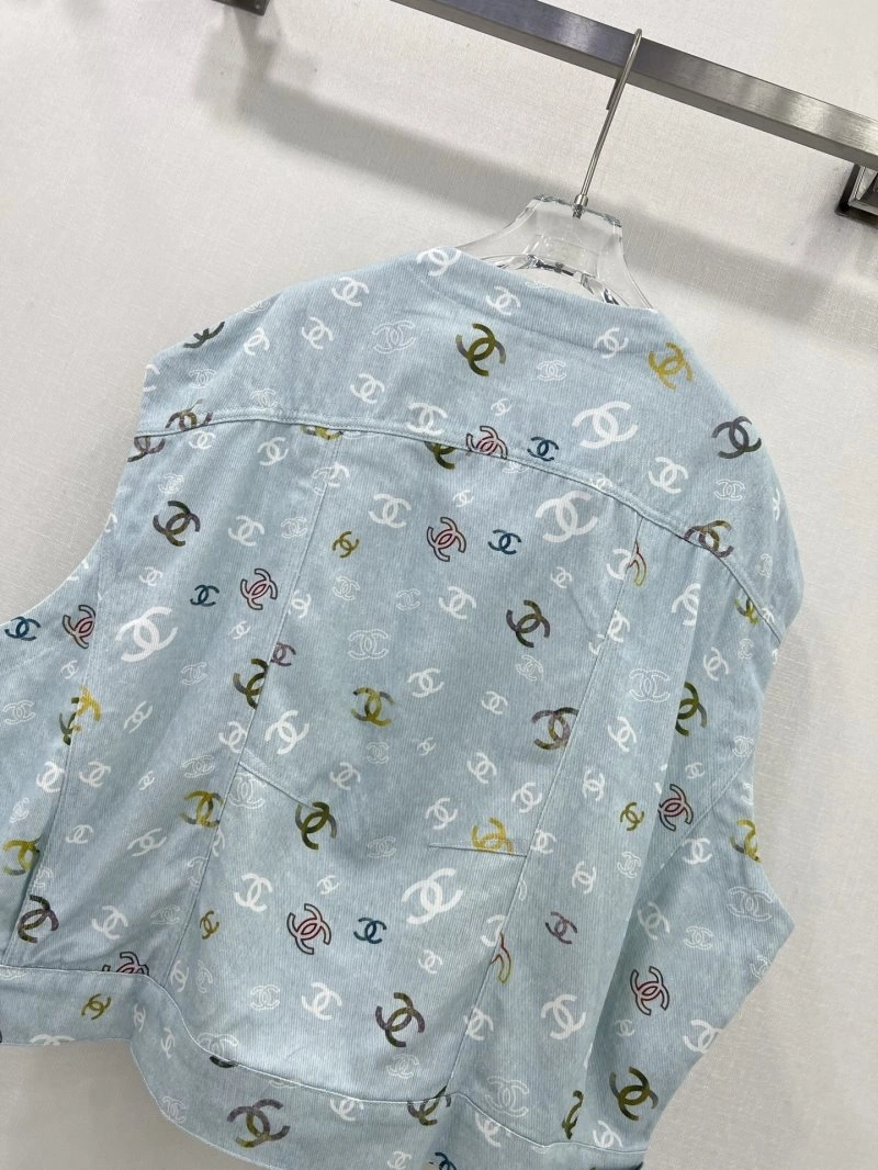 Chanel Outwear WellDesigned 110497