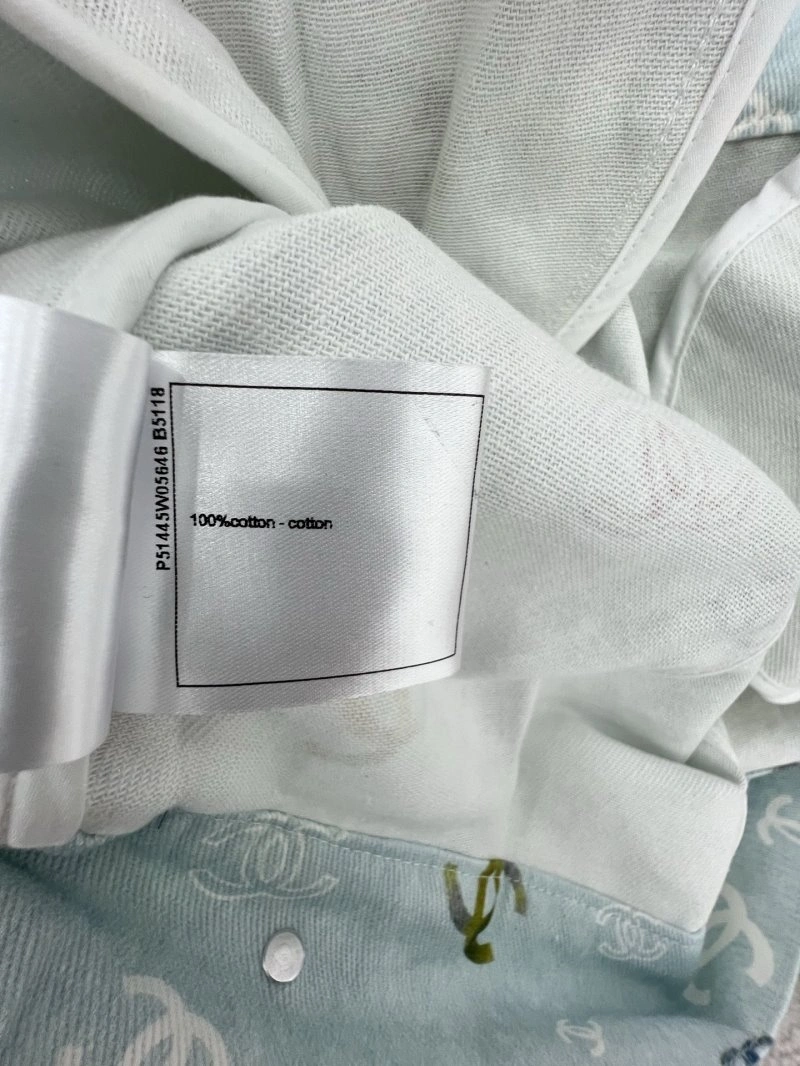 Chanel Outwear WellDesigned 110497