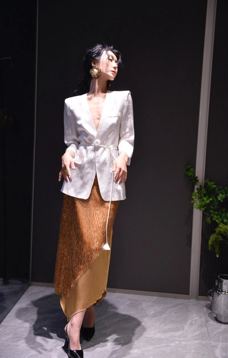 Neat Chanel Outwear 110525