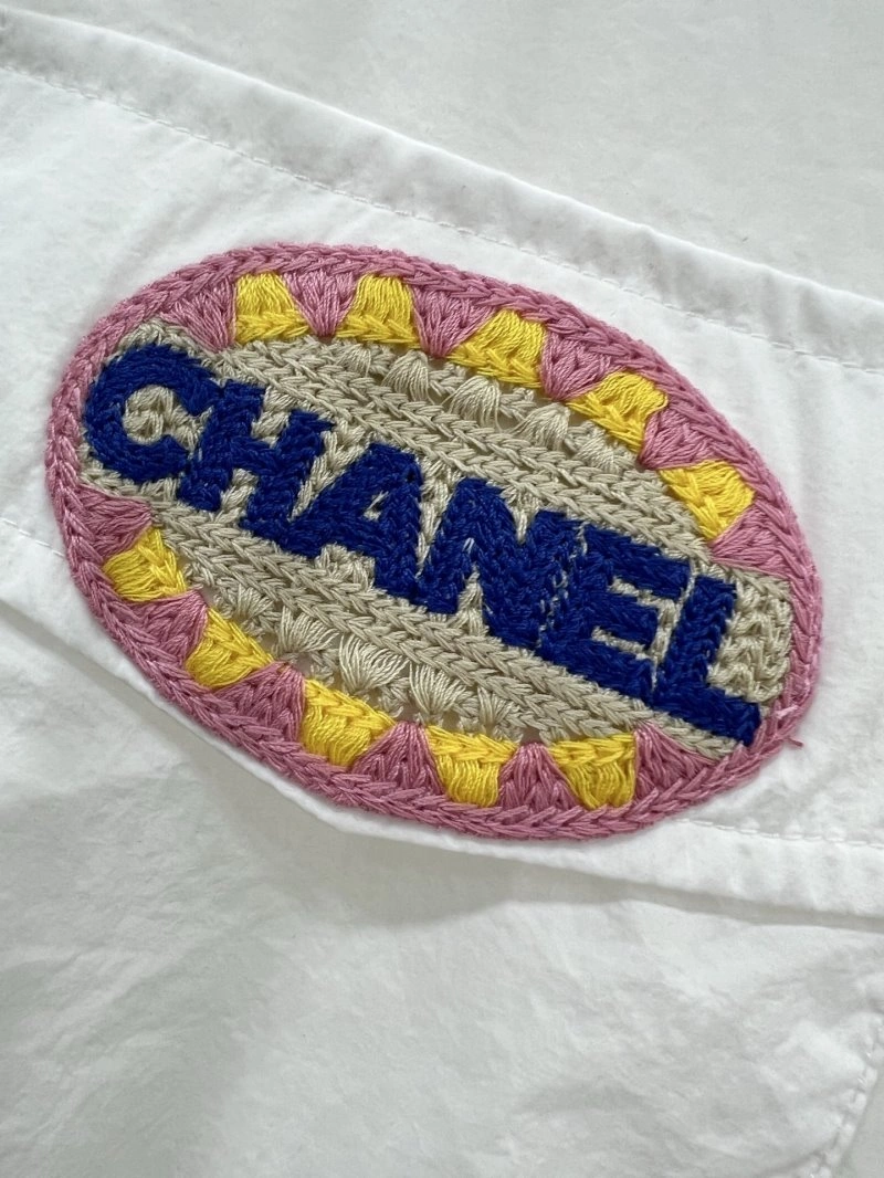 Chanel Outwear Chic 110485