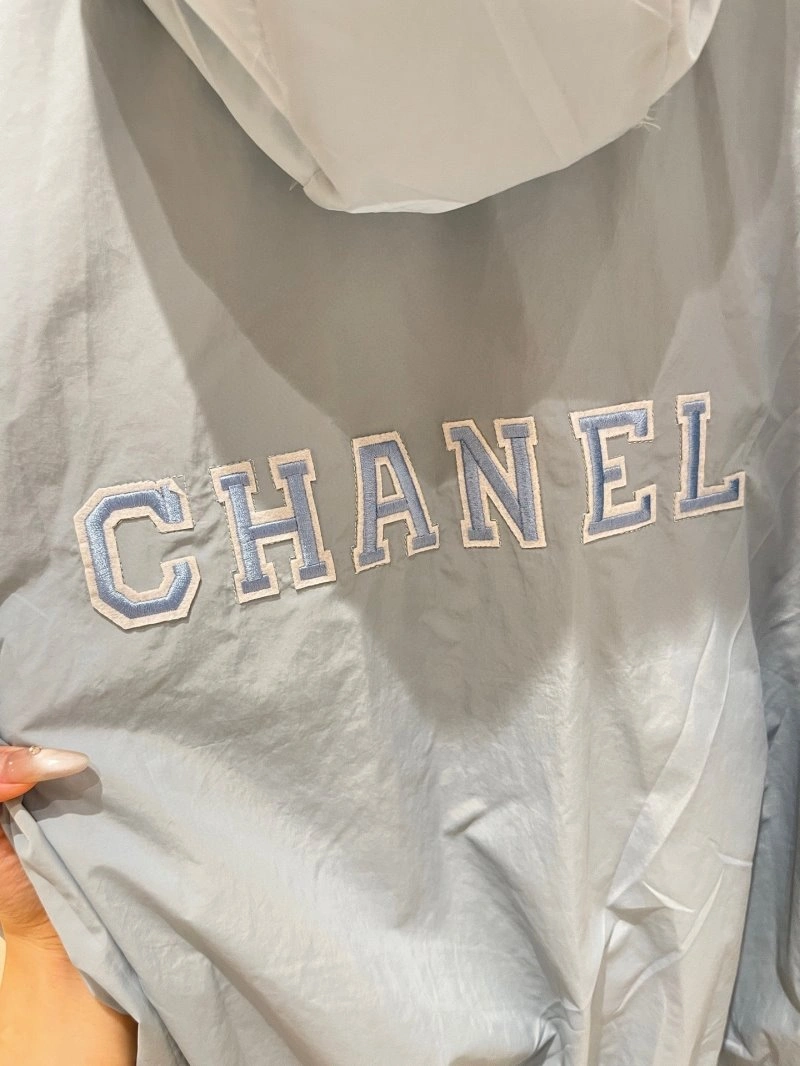 Chanel Outwear Timeless 110479