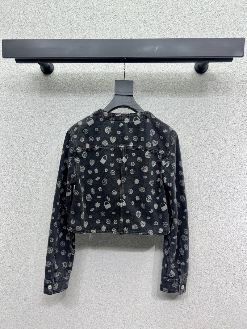 Chanel Outwear Comfortable 110466