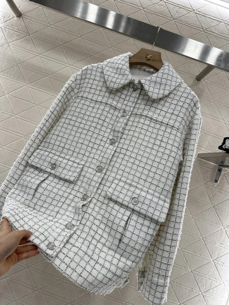 Chanel Outwear EyeCatching 110474