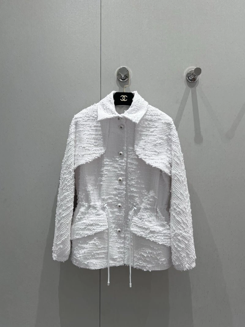 Chanel Outwear Durable 108170
