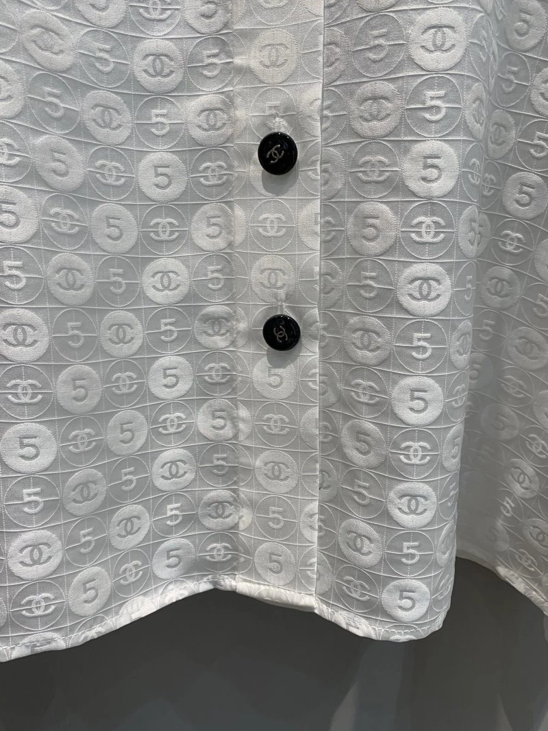 Chanel Outwear UrbanChic 108173