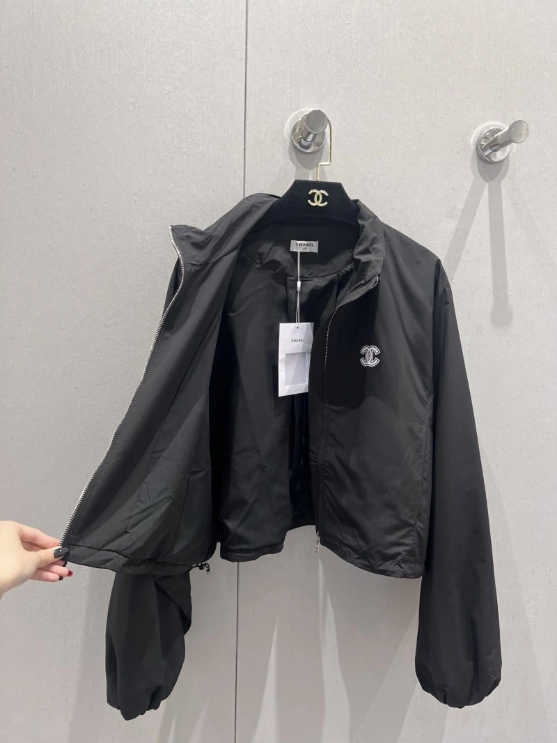 Chanel Outwear Resilient 108157