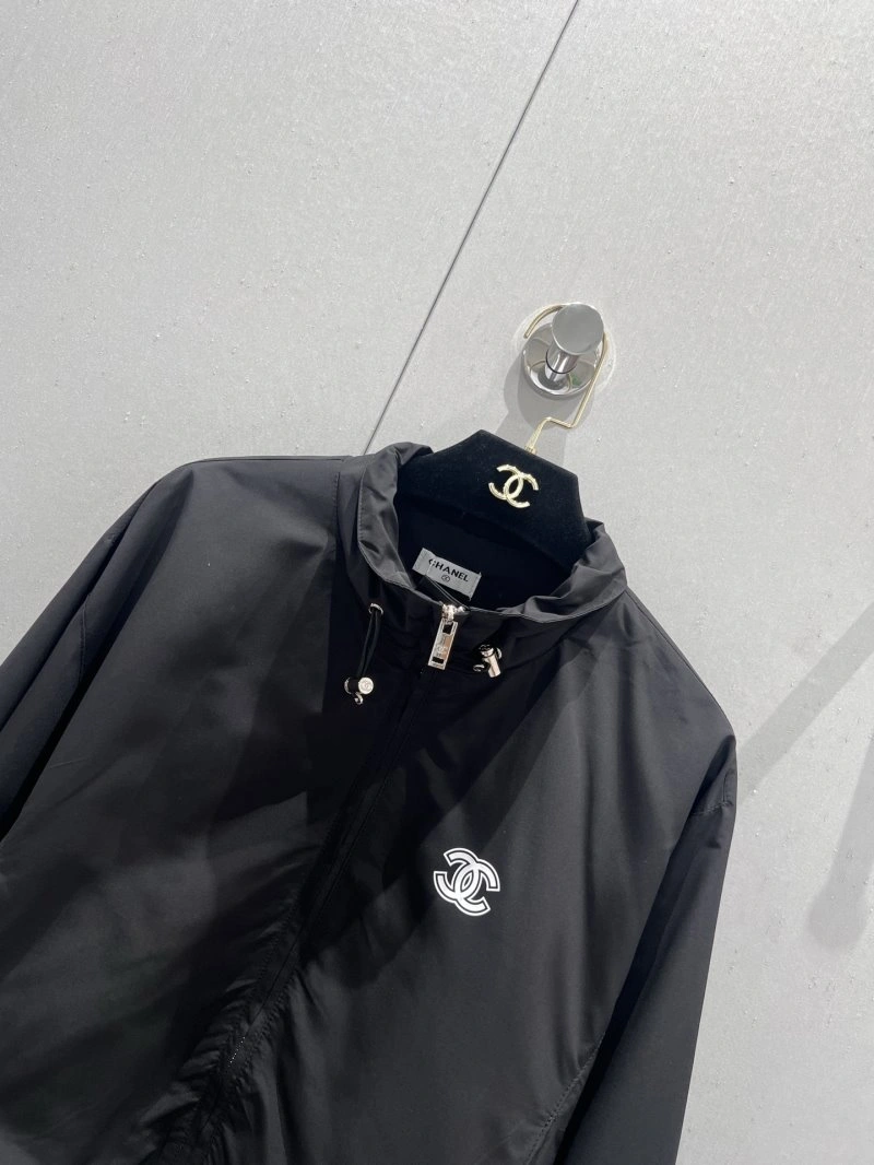 Chanel Outwear Resilient 108157