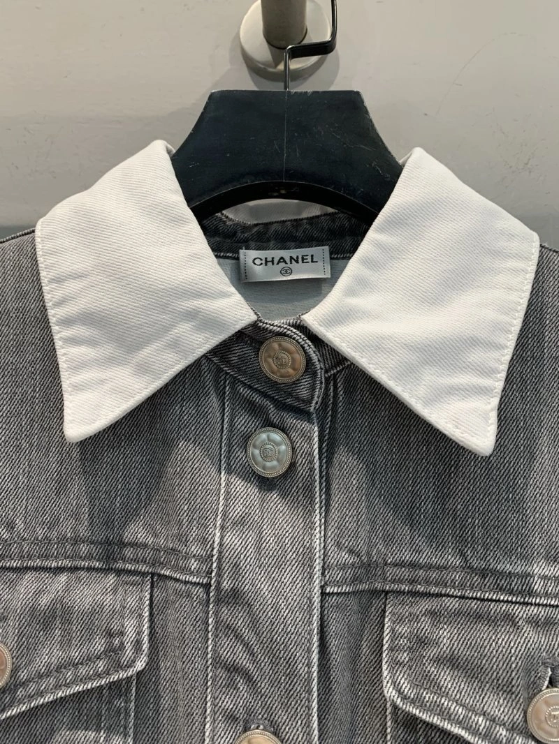 Youthful Chanel Outwear 108174