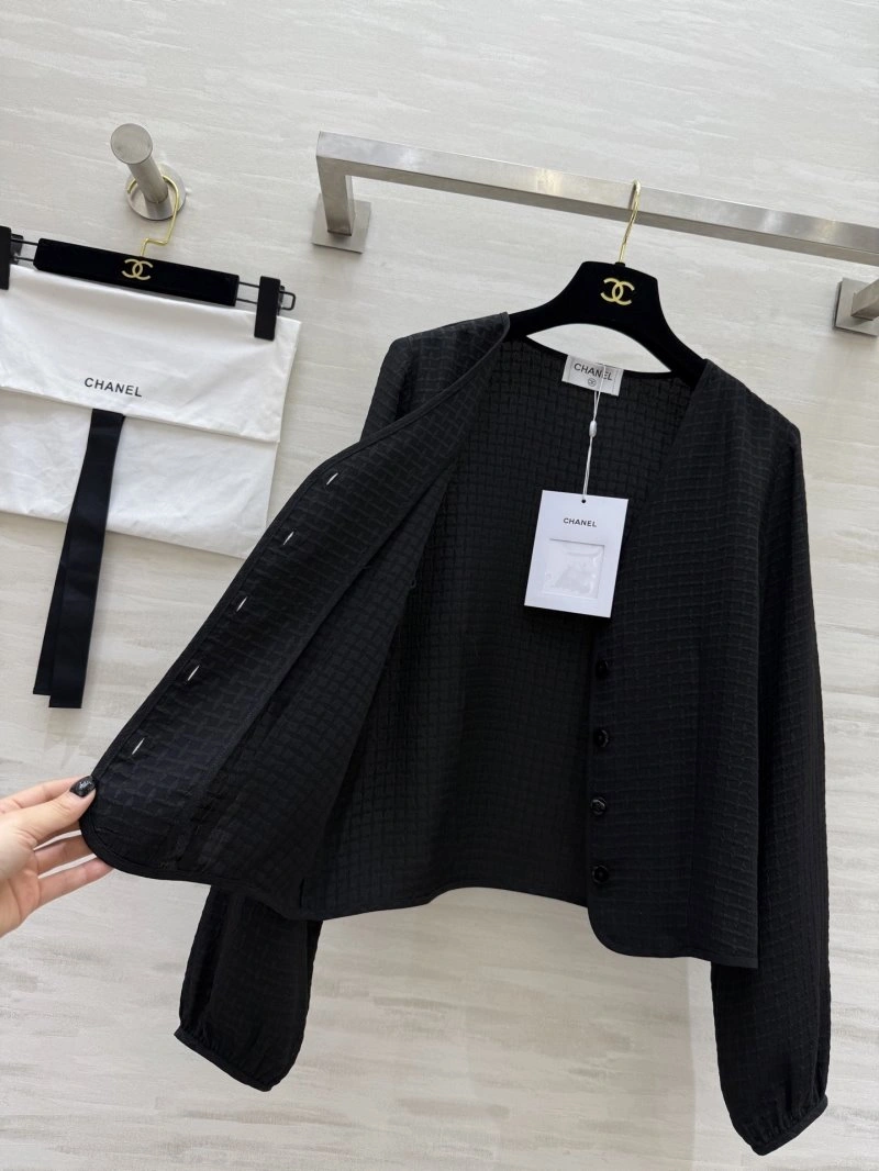 Chanel Outwear SportInspired 108140