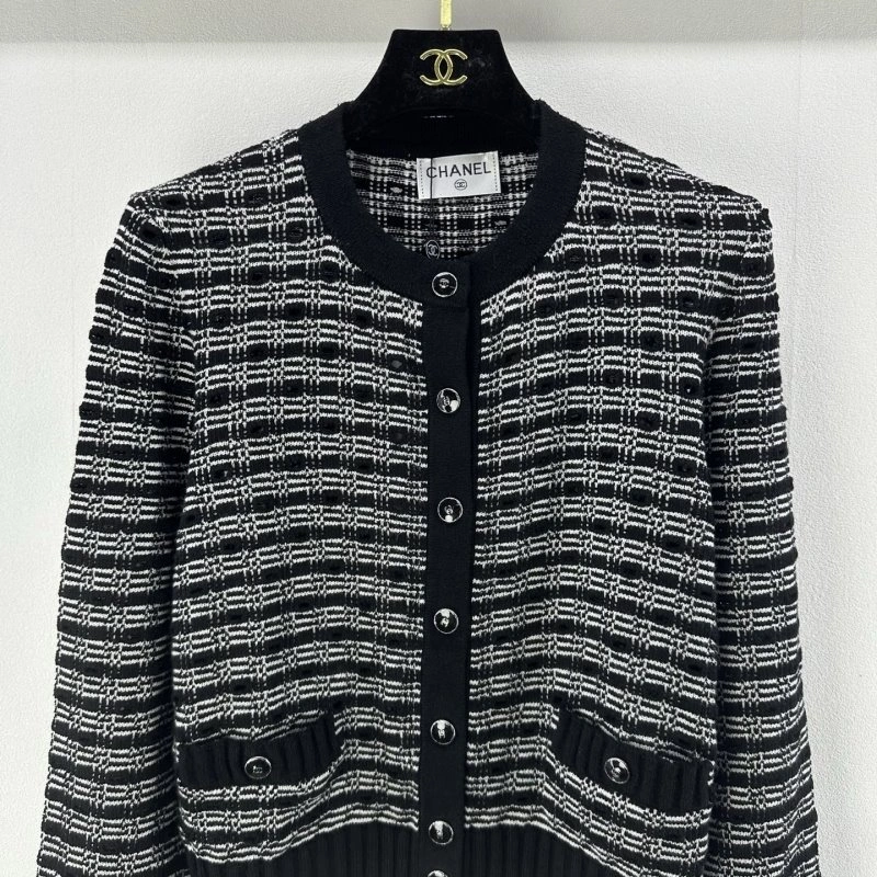 Chanel Outwear GoAnywhere 108143