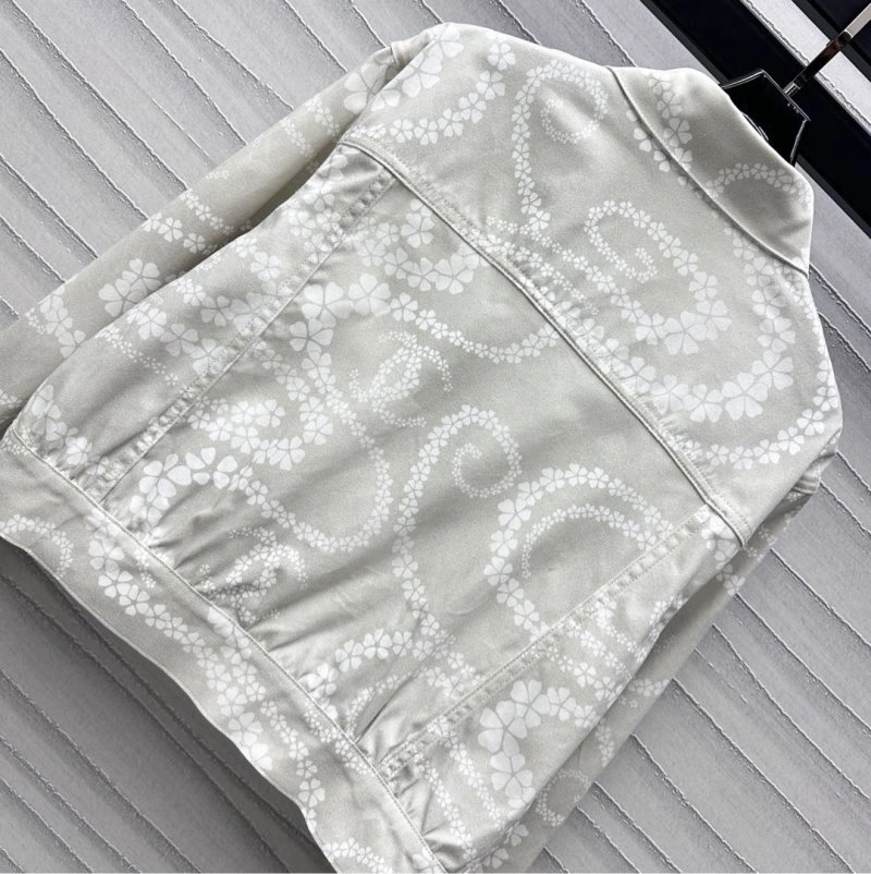 Chanel Outwear DailyWear 108134