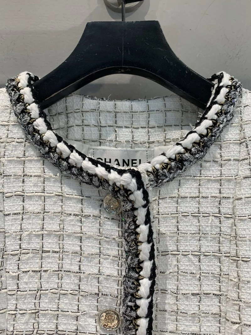 Chanel Outwear Flexible 108130