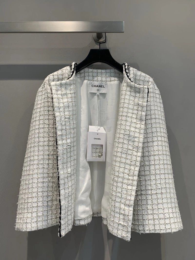 Chanel Outwear Flexible 108130