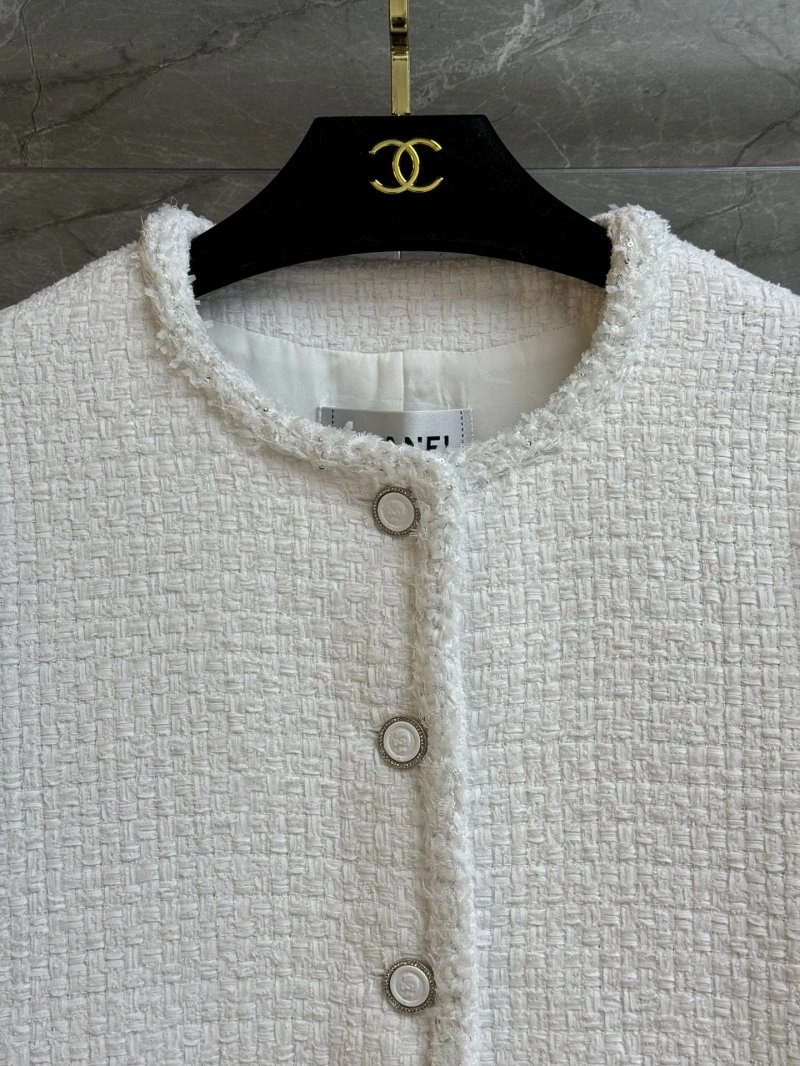 Breathable Chanel Outwear 108109