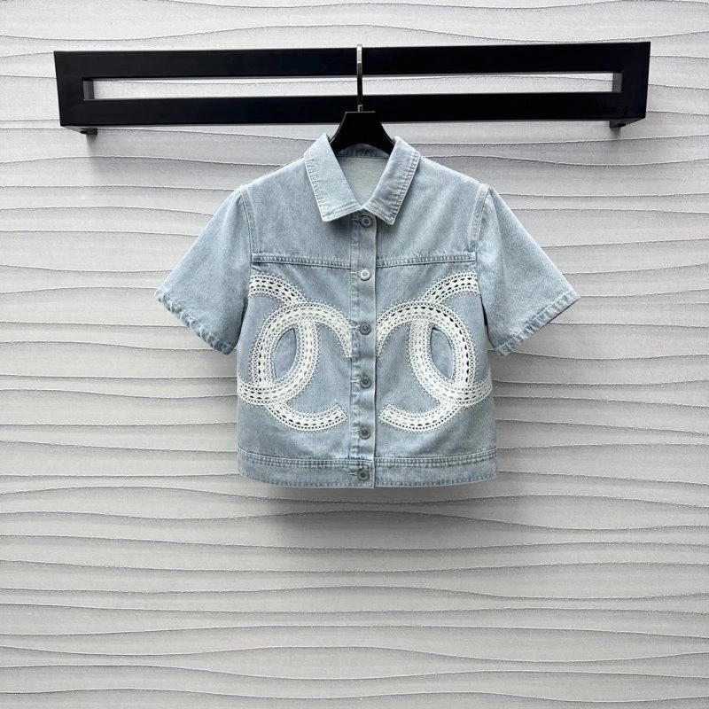 WaterResistant Chanel Outwear 108106