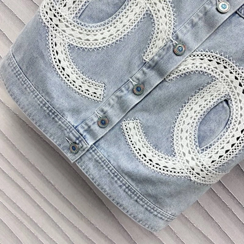 WaterResistant Chanel Outwear 108106