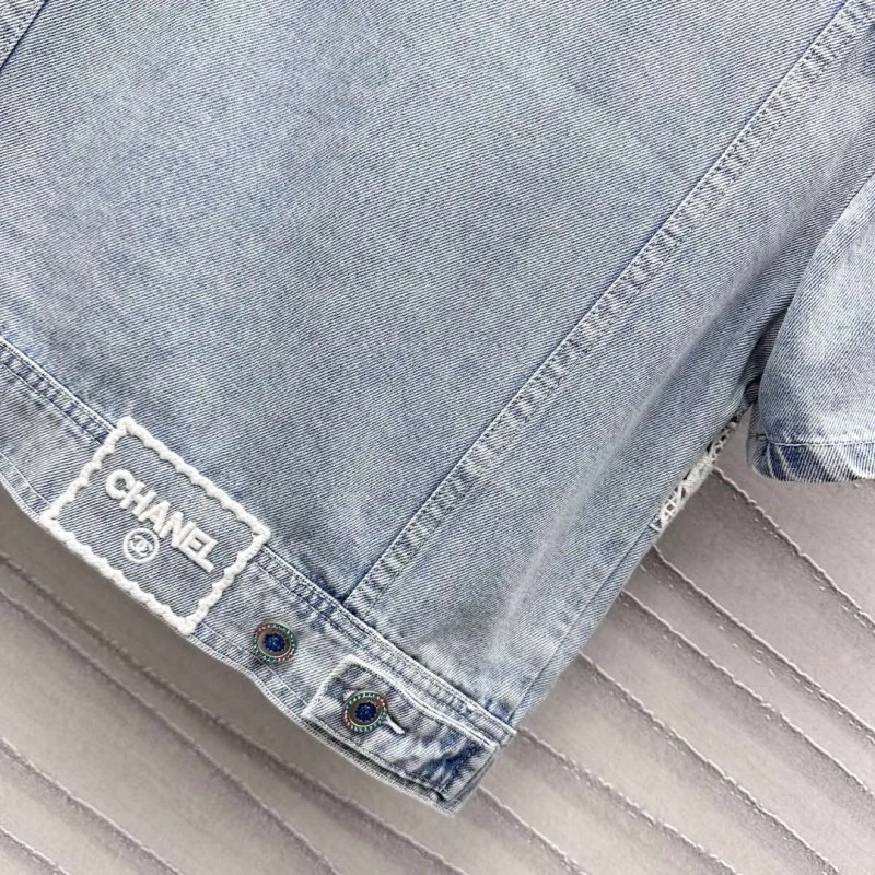 WaterResistant Chanel Outwear 108106