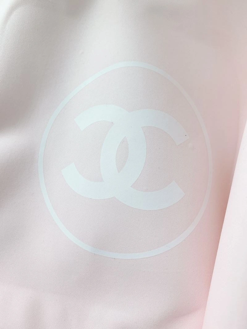 Chanel Outwear Bold 111265