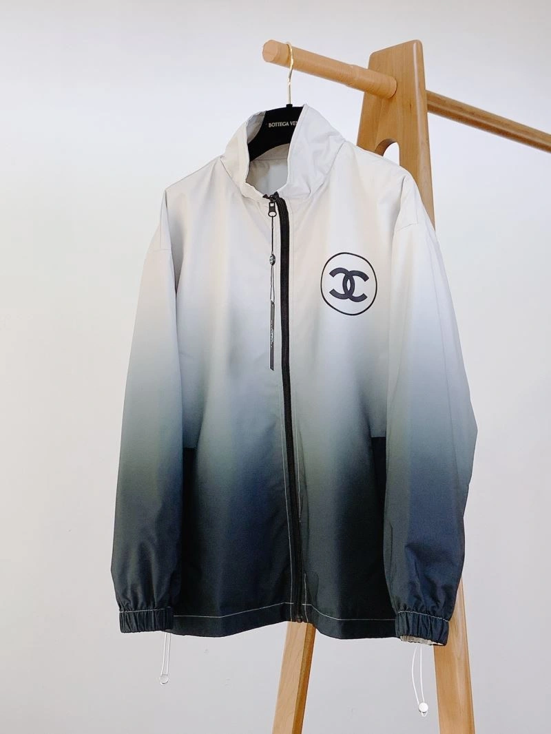 Attractive Chanel Outwear 111256