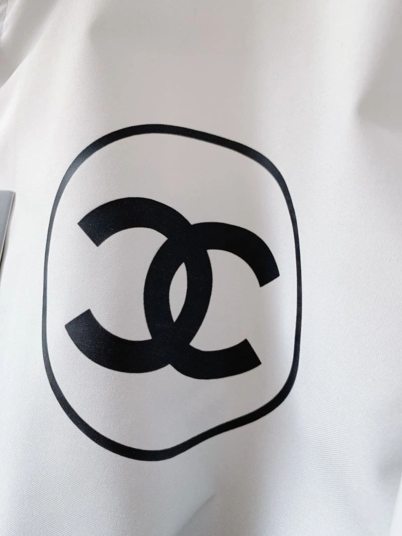 Attractive Chanel Outwear 111256
