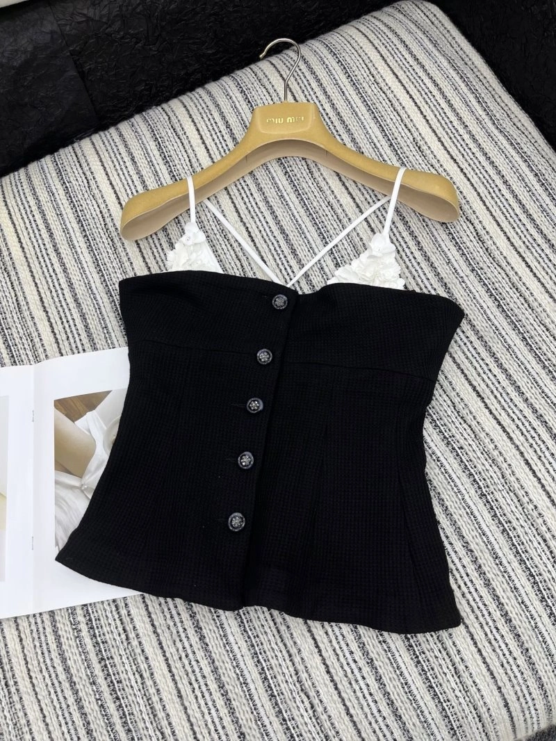 Chanel Outwear Premium 109781